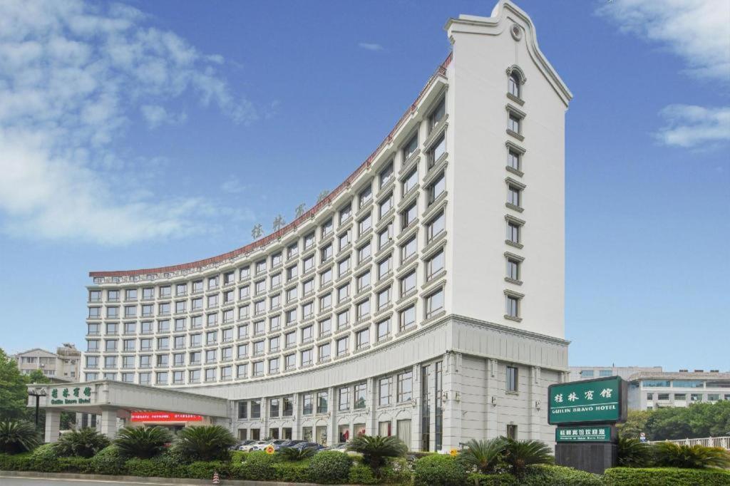 Guilin Bravo Hotel Grand Wing Exterior foto